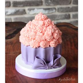 Cupcake theme smash cake, smash cake