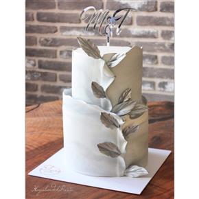 Engagement cake. Wedding cake. Nişan pastası