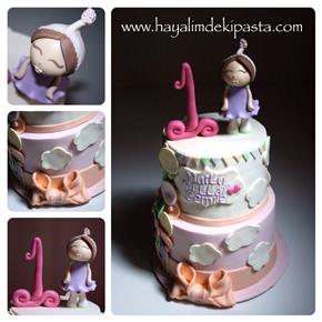 #hayalimdekipasta #deniziskender #ballooncake #babygirlcake #birthdaycake #ballooncaketopper #cute #colorful #caketoppers #love #pink #cemre1yasinda