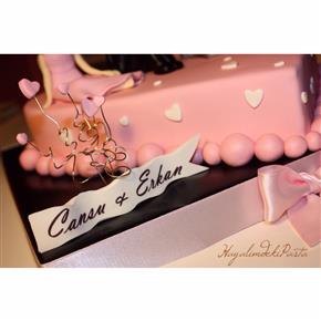 #hayalimdekipasta #fondant #sugarart #deniziskender #sekerhamuru #gokturk #weddingcake #engagementca