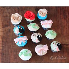 Wedding cupcake, bride cupcake, groom cupcake